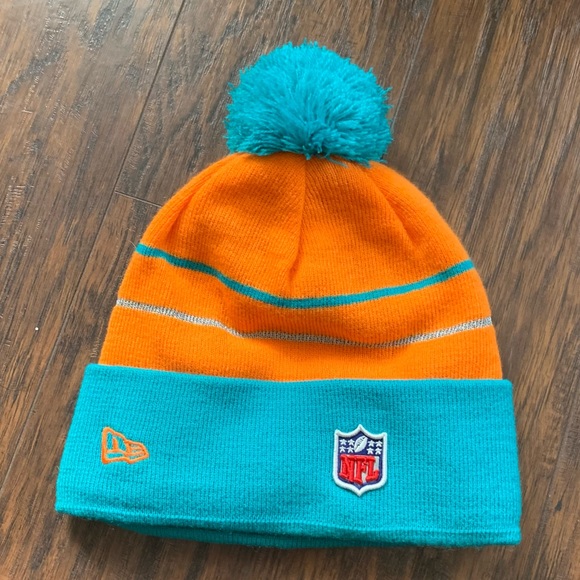 2 Miami Dolphins Pom Beanies / Winter hats - Picture 2 of 6